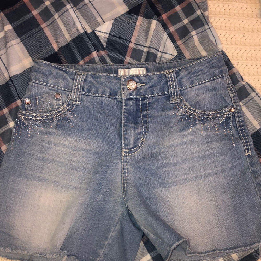 Sparkle on the 5 pockets Jean Short Decor